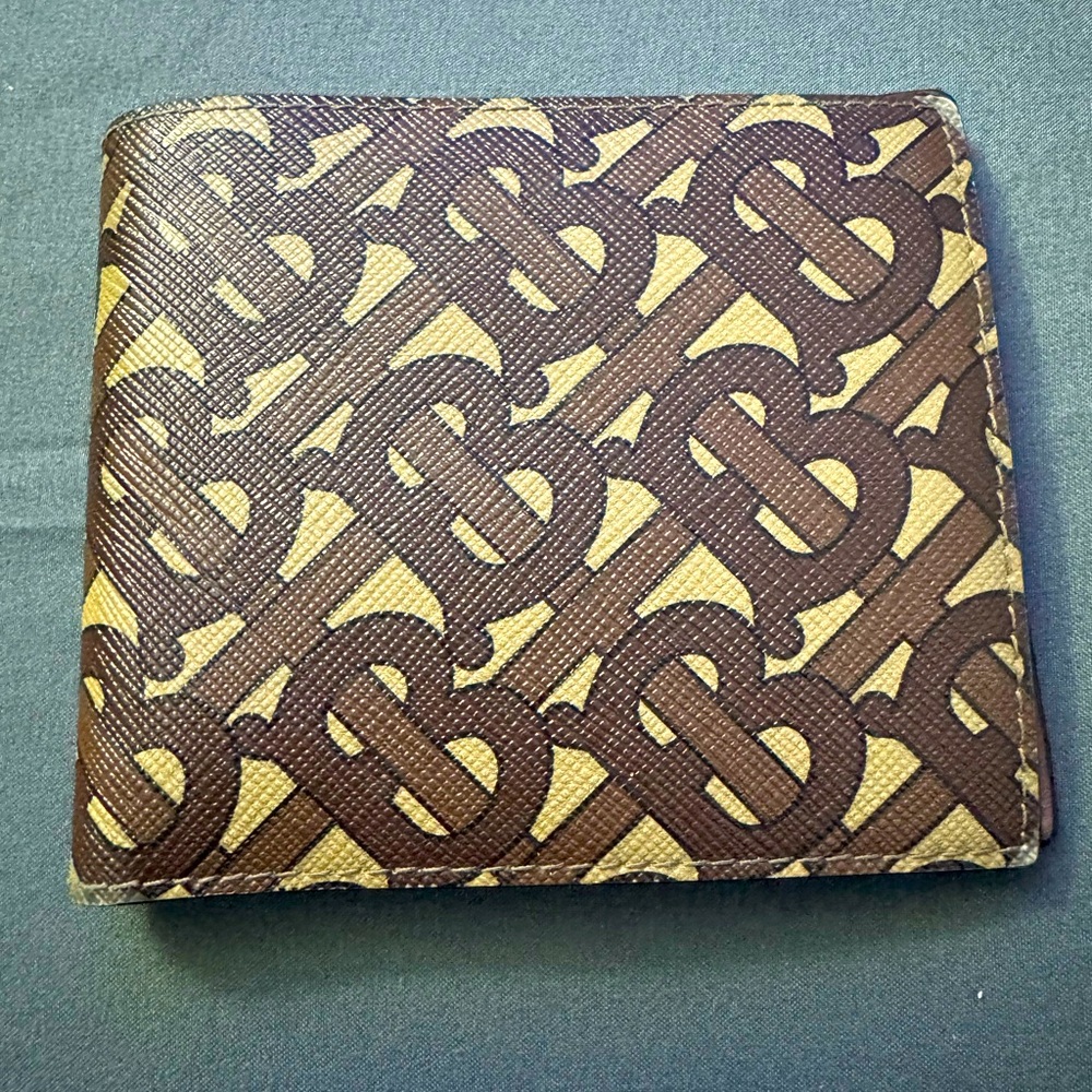 BURBERRY TB MONOGRAM BIFOLD WALLET